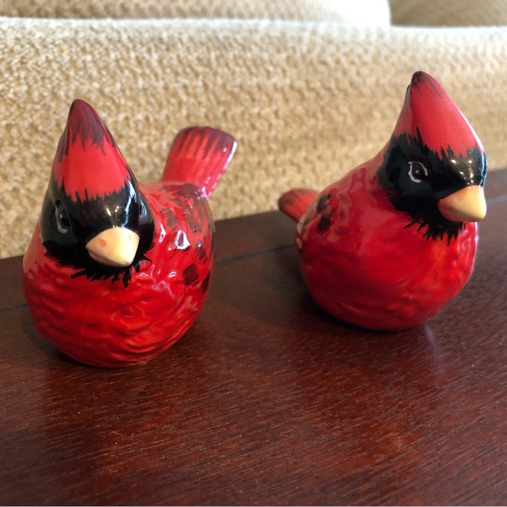 Red Cardinal Bird Salt and Pepper Shakers